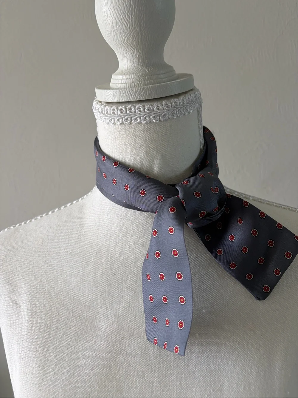 Vintage Chas A Stevens Gray Silk Skinny Scarf